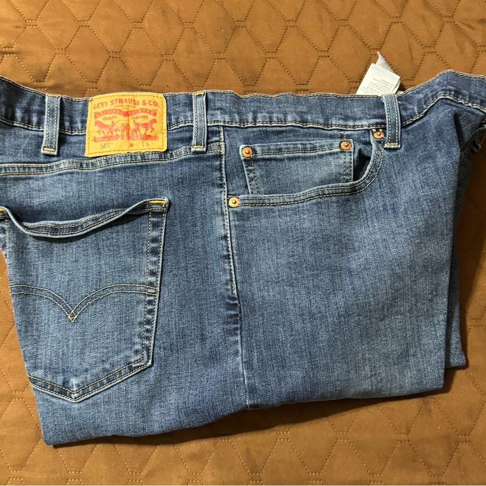 Levi's 502 Tapered Relaxed Fit Men's Jeans in Classic Blue 44x32